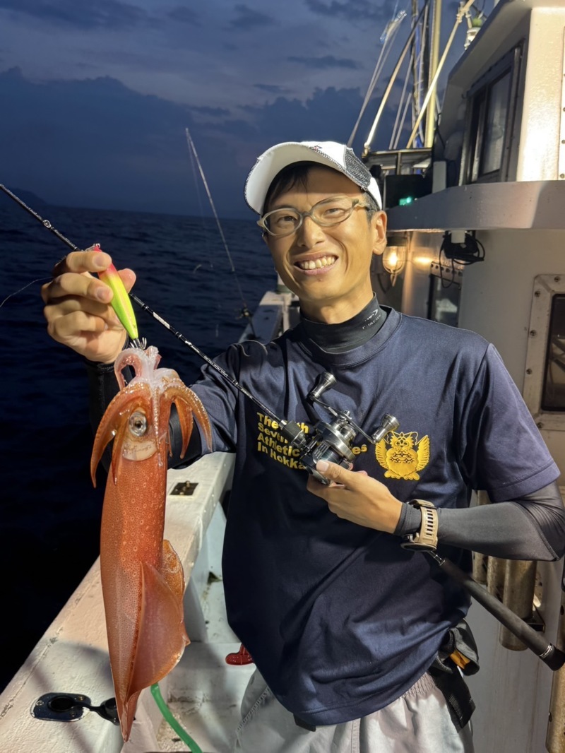 京都府浅茂川「栄正丸」のイカメタルでケンサキイカ釣果