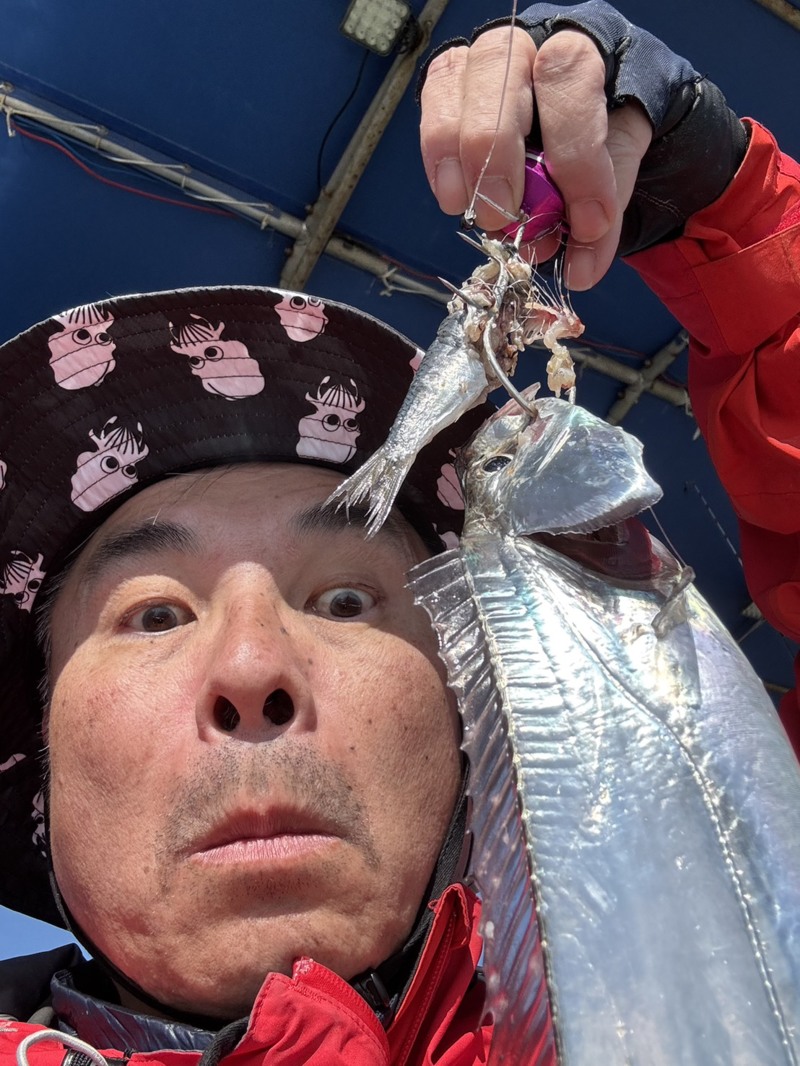 淡路島洲本沖の船釣りでタチウオ釣果