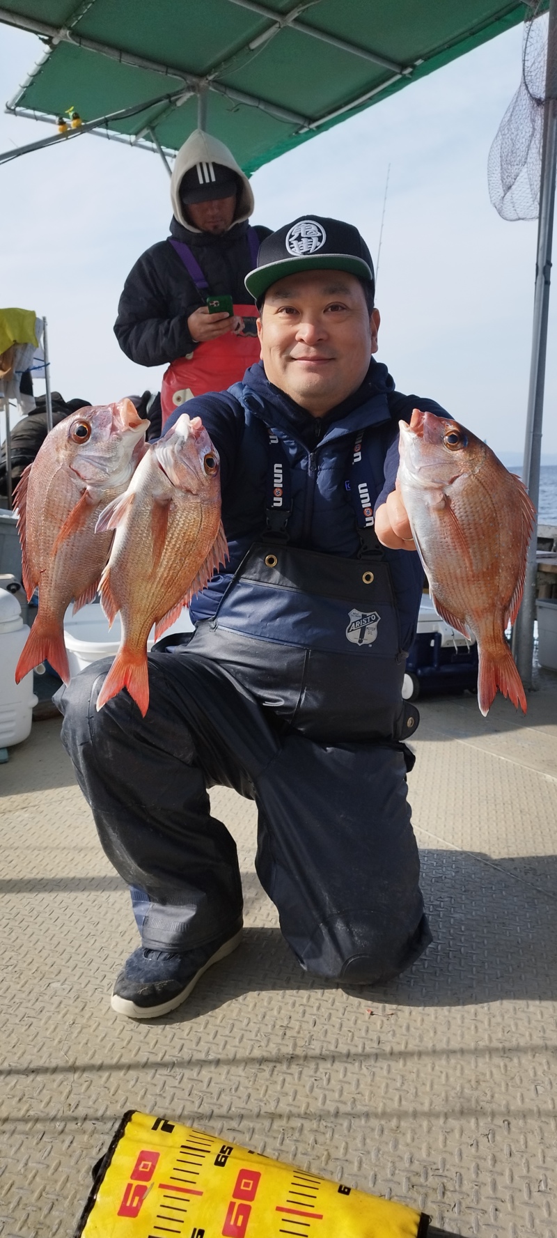 大阪府泉南郡岬町「いずみ丸」のひとつテンヤマダイ釣果